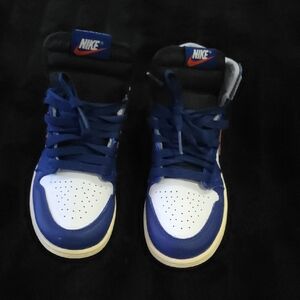 Nike Kids Royal Blue and White Sneakers